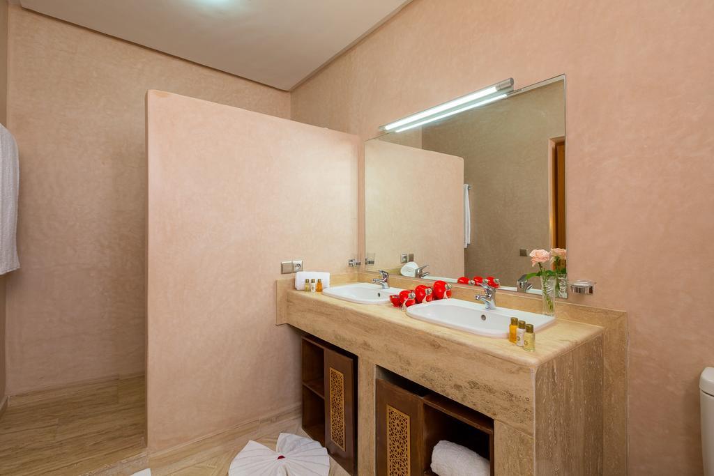 La Palmeraie De L'Atlas Ouled Jelal Exterior photo